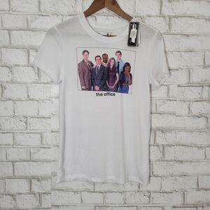NWT The Office graphic tee‎
